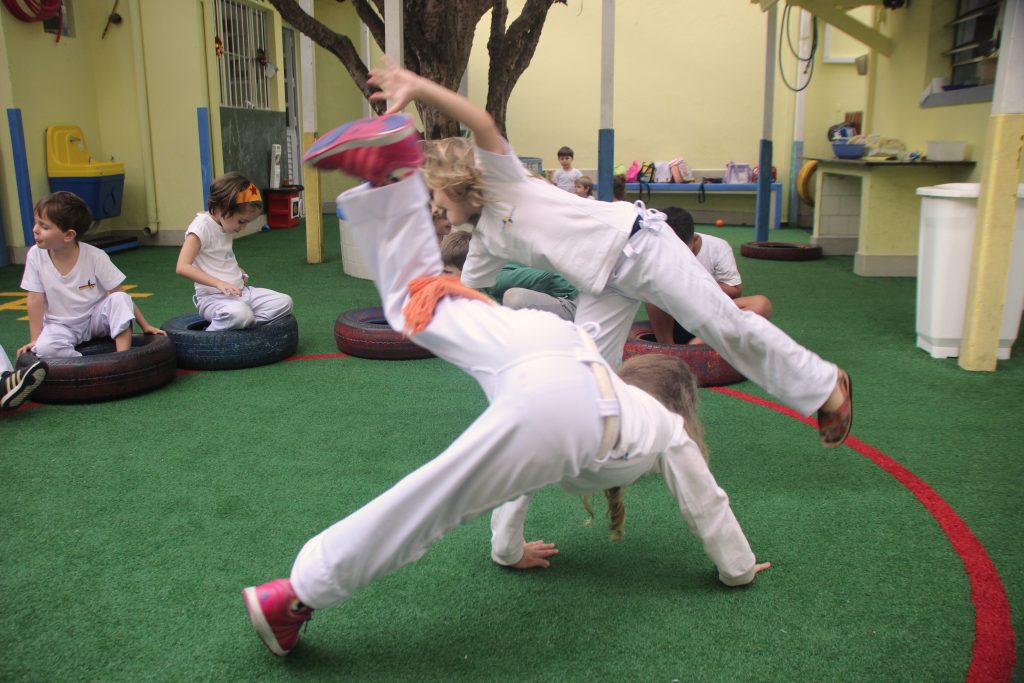Capoeira na Escola Sebastião Paraná