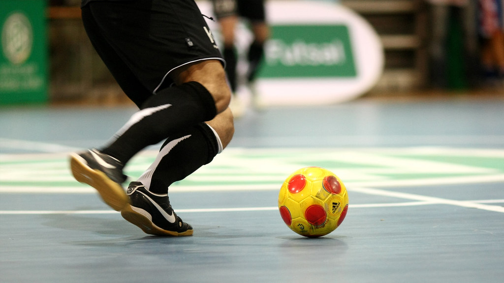 Futsal na Escola Sebastião Paraná